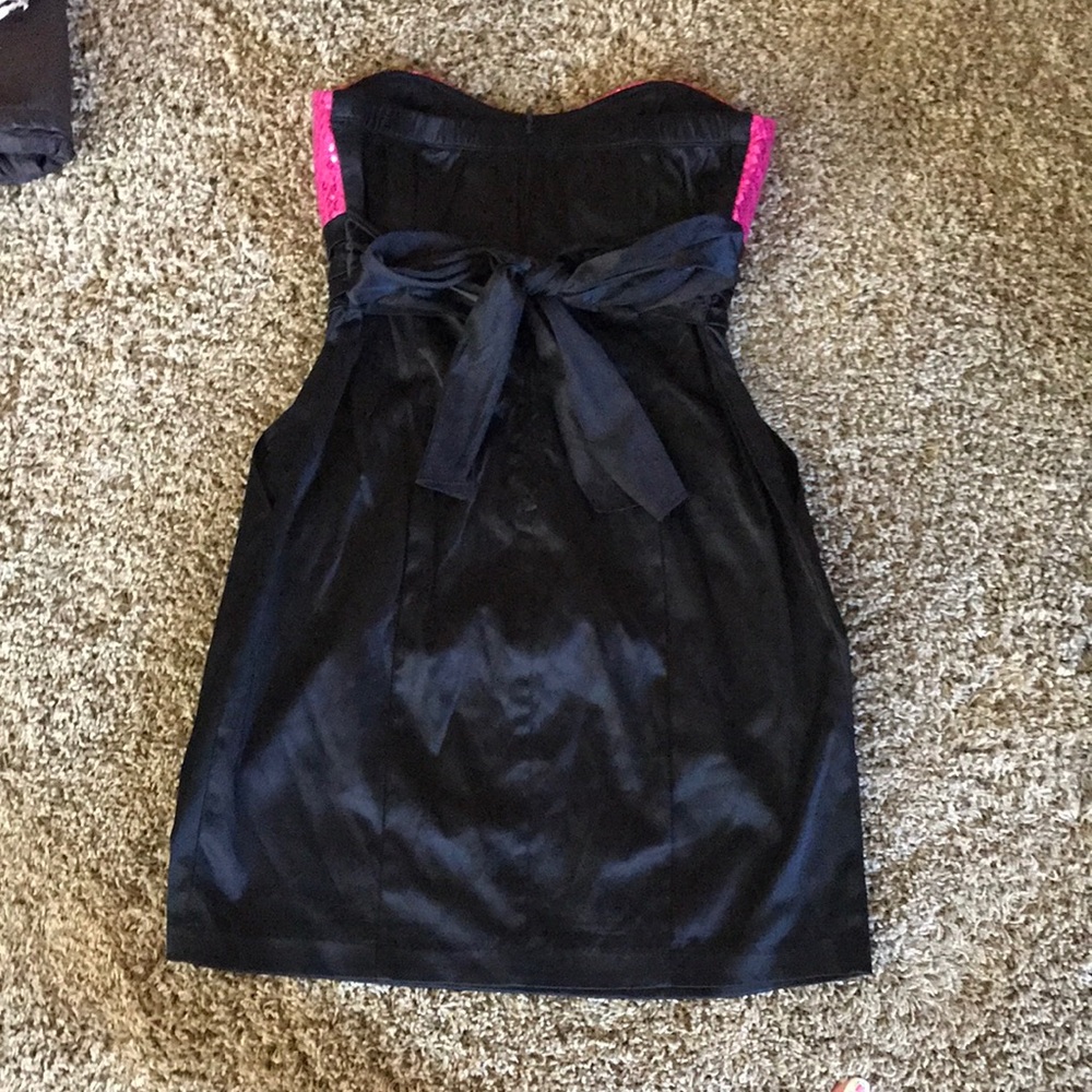 Mini dress - Picture 2 of 2
